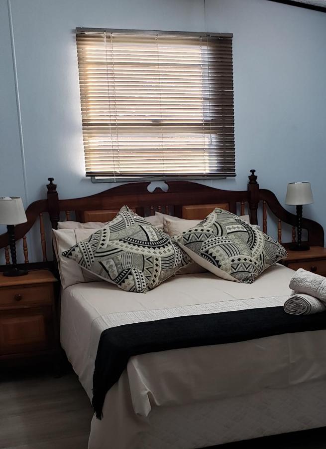 Nadine'S Self-Catering Accommodation Stormsrivier Bagian luar foto